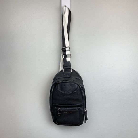 Steve Madden Handbags - Steve Madden Women's Black Faux Leather Messenger Crossbody Sling Bag w/ Pockets